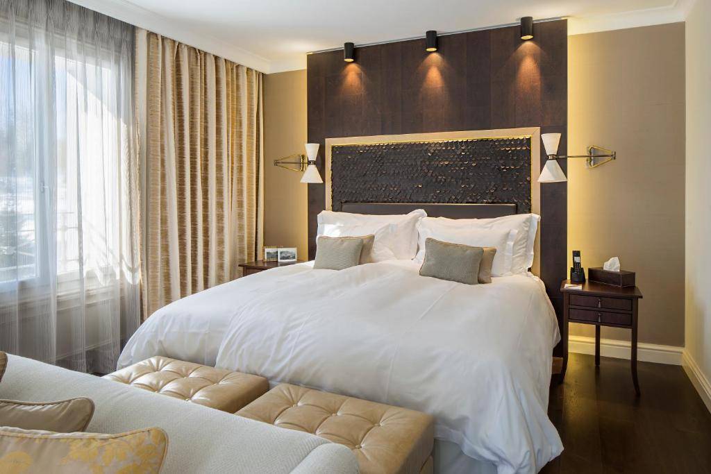 Junior Suite with Mountain View
