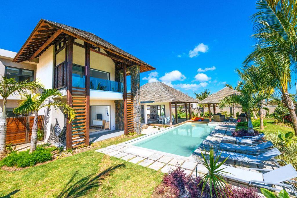 Elegance Villa Four Bedrooms