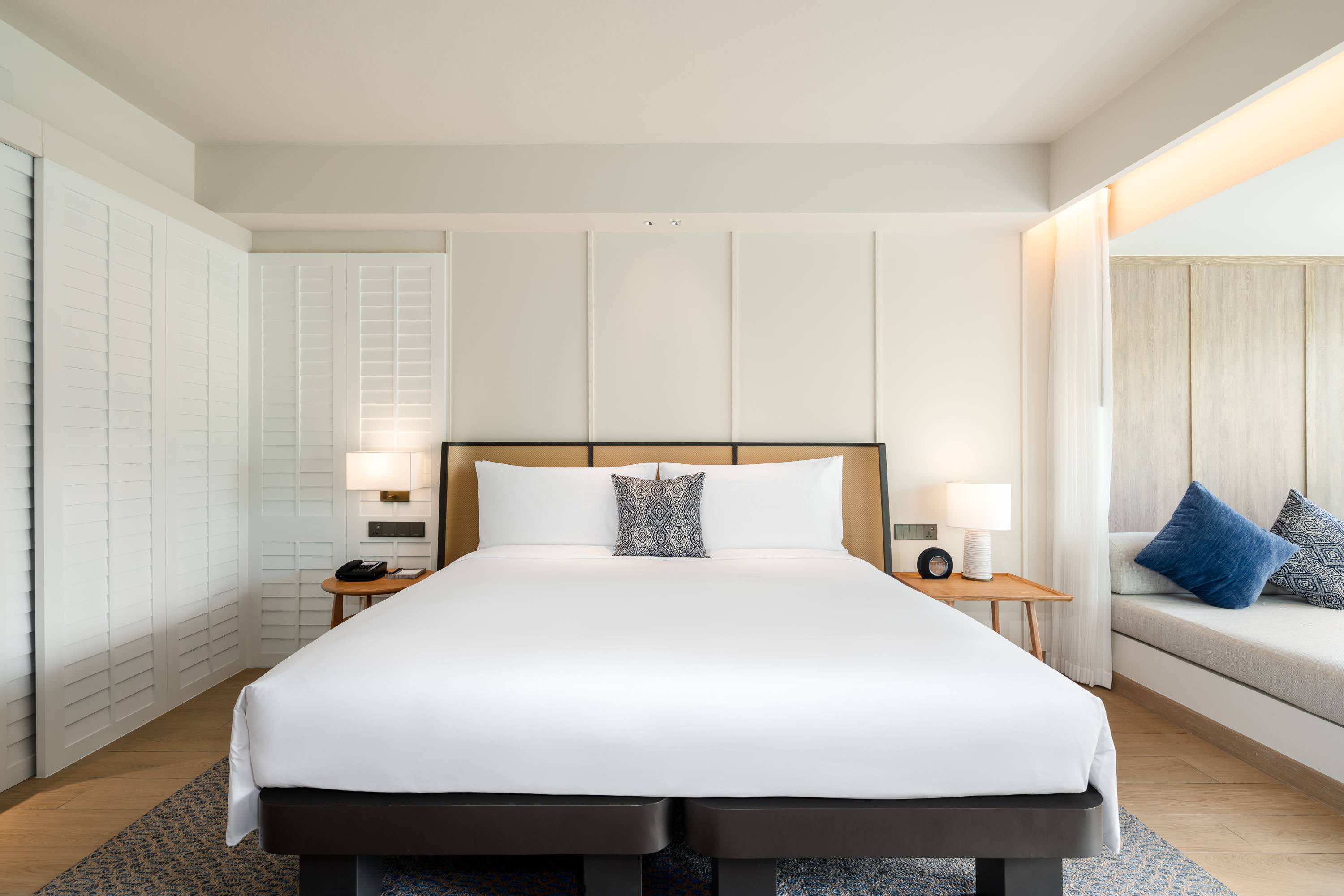 Ocean View Terrace 1 King Bed