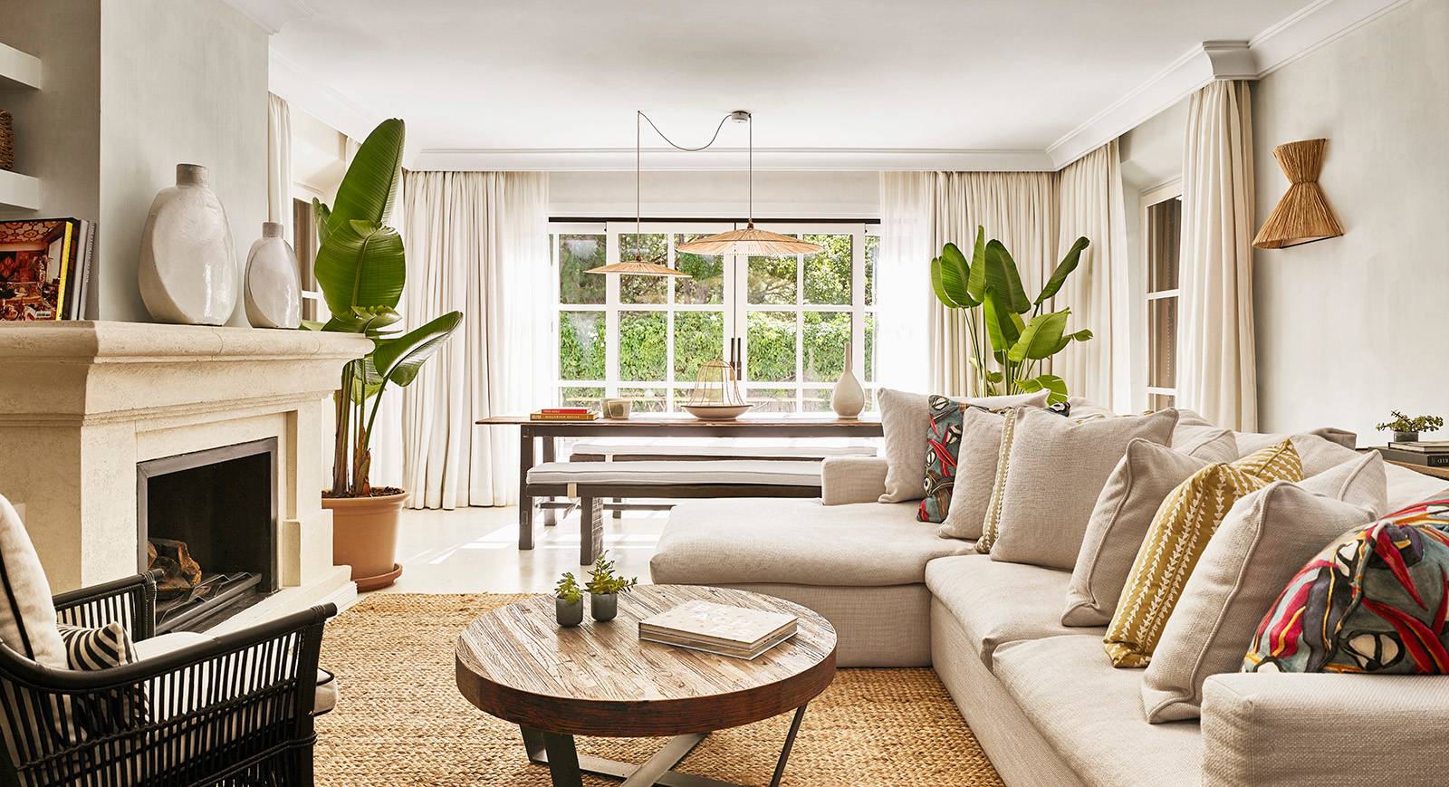 Three-Bedroom Villa with private pool and kitchen