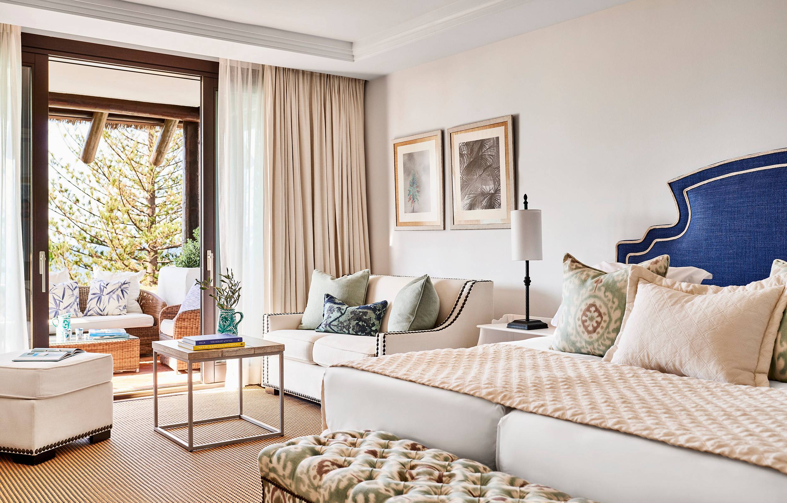 Deluxe room with sea view