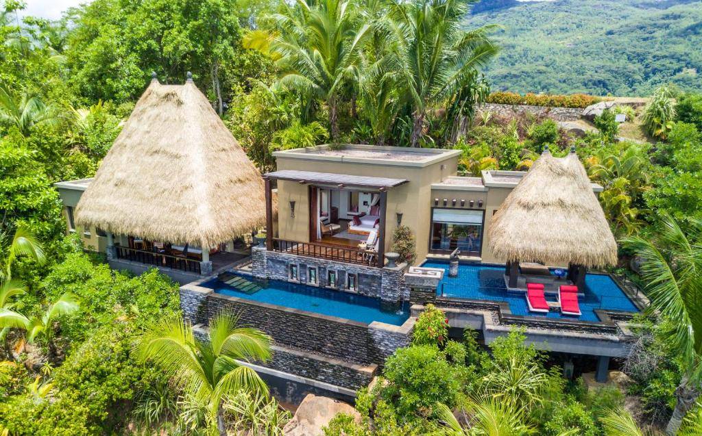 Villa avec piscine et vue sur l'océan