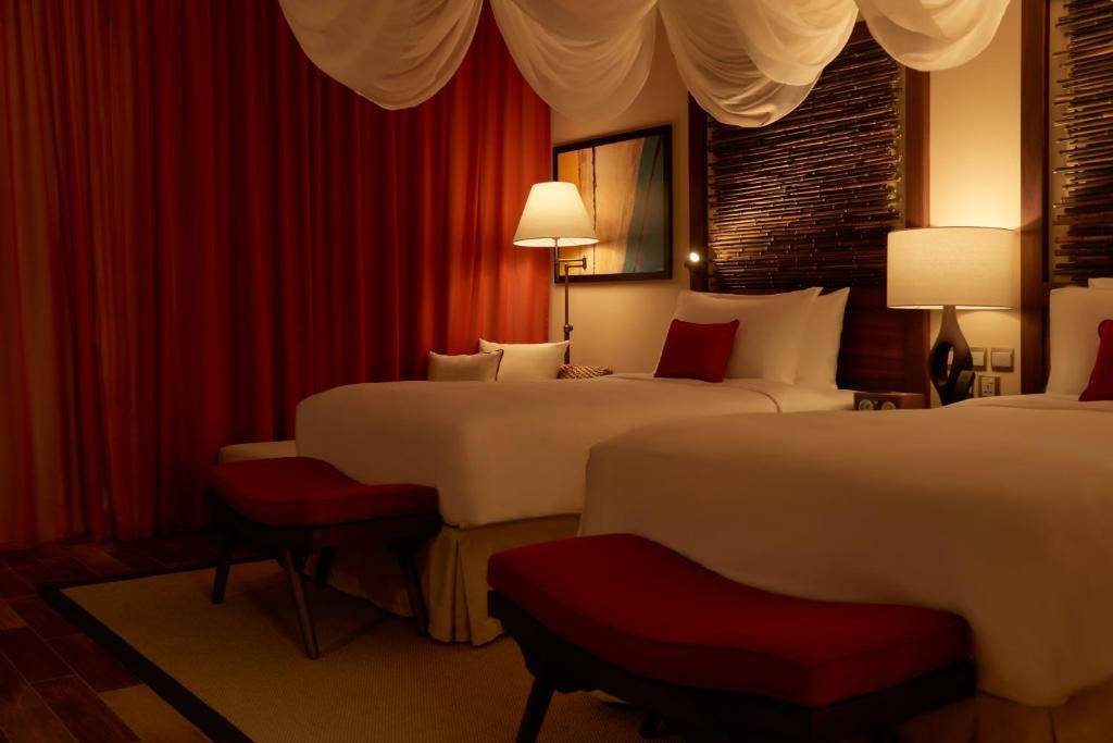 Junior Twin Suite with Balcony