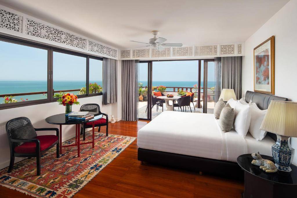 Penthouse de trois chambres avec vue sur la mer