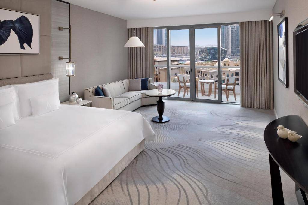 Chambre Premier avec vue sur la fontaine et le Burj Khalifa	