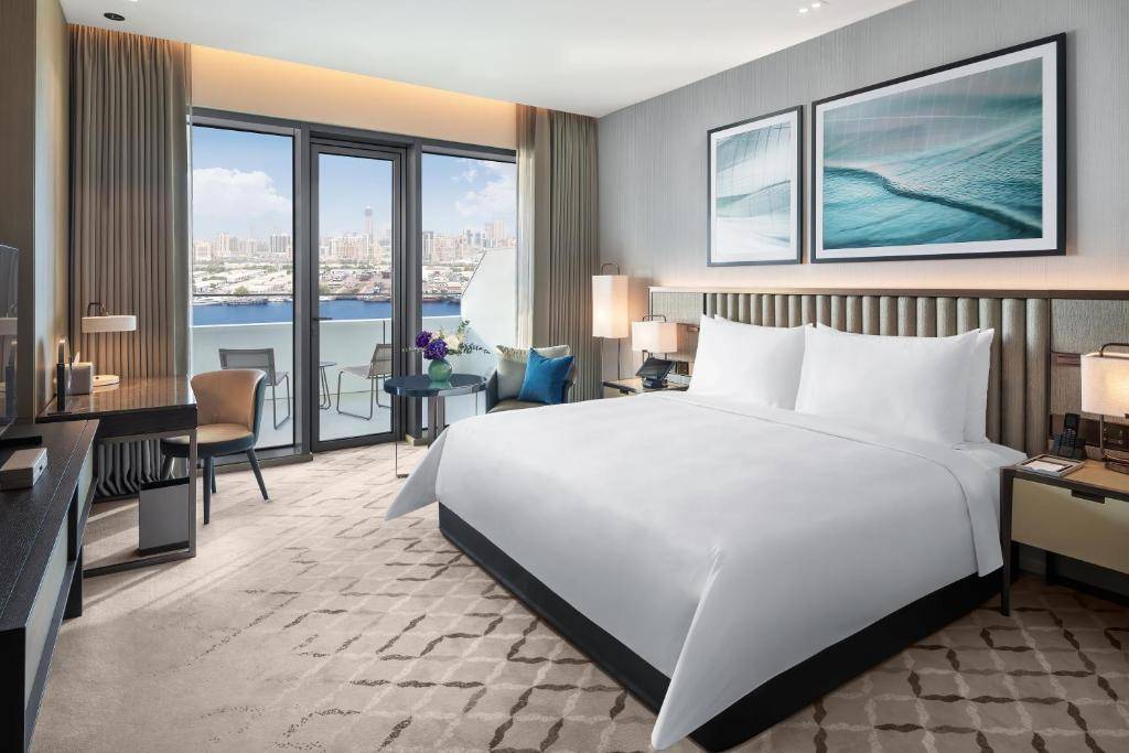 Chambre Premier avec vue sur la crique	