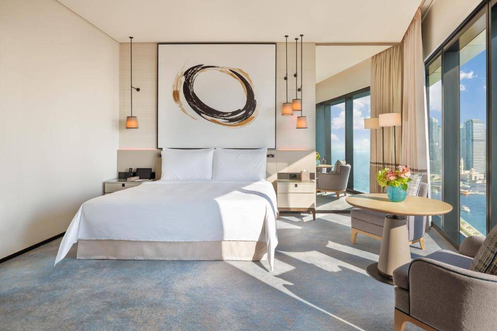 Chambre Deluxe vue marina et ville	