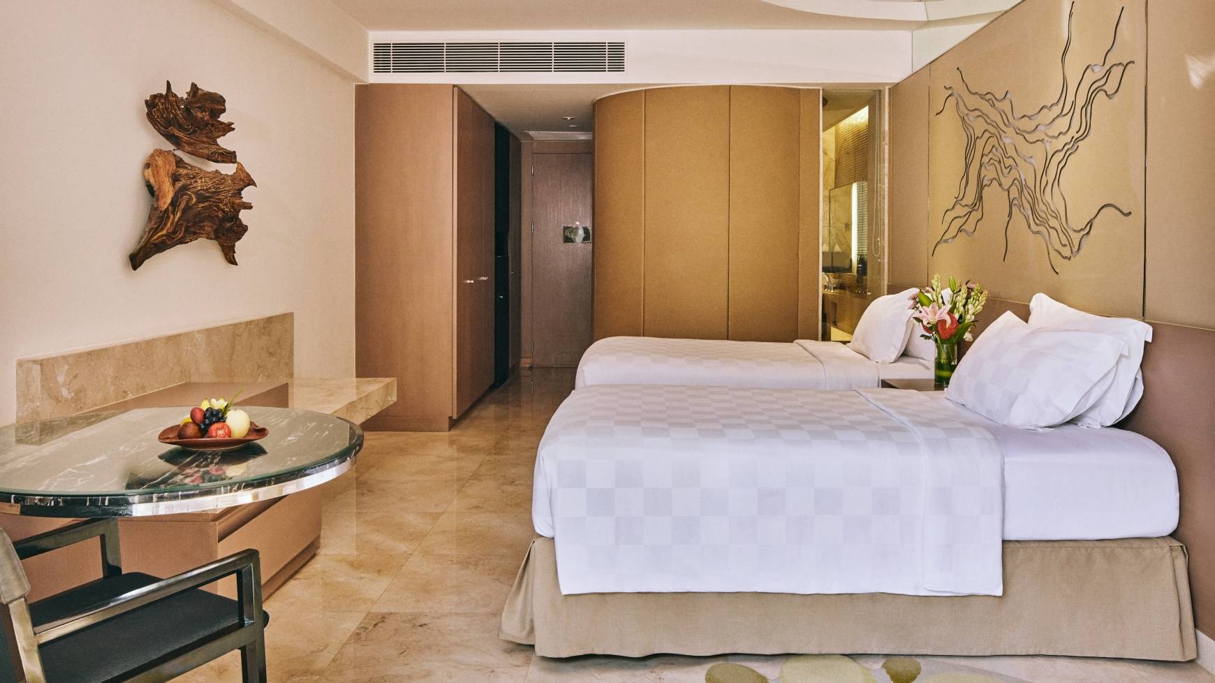 Chambre avec accès piscine	