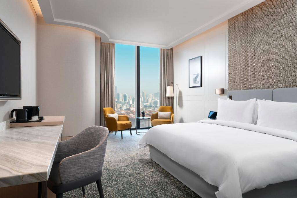 Chambre Premier King avec vue sur la ville	