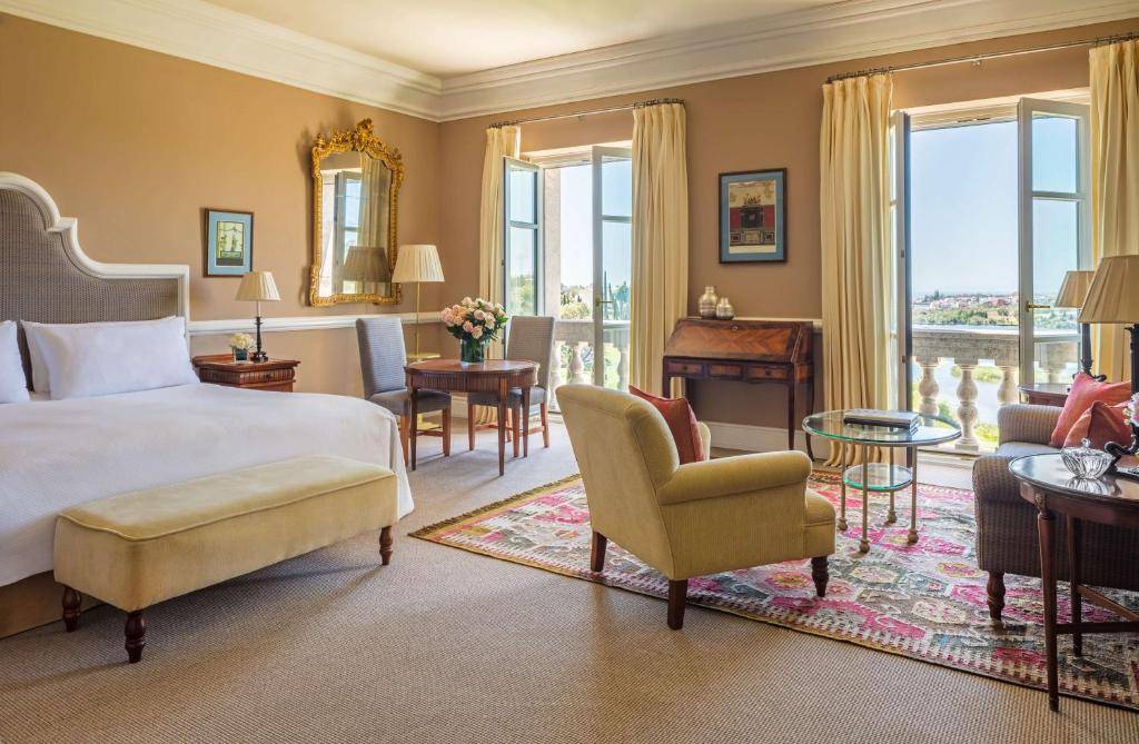 Suite Junior avec vue sur le lac et lit d'appoint