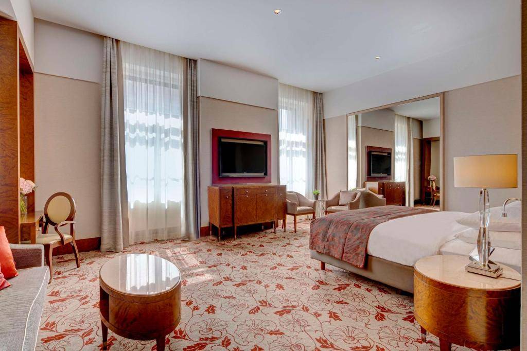 Chambre Premium avec balcon français